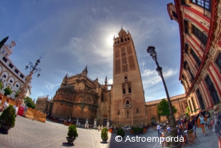 La Giralda en HDR i ull de peix