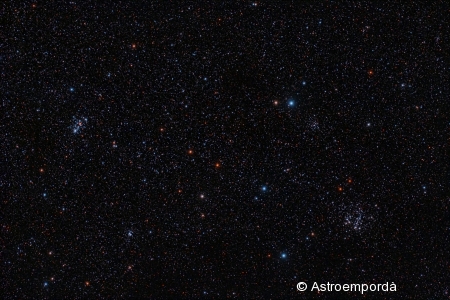 Cúmuls M103 (esquerra). NGC 663 (sota dreta) i NGC 659 (dreta superior).