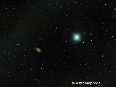 Galàxia M109 al costat de Phad
