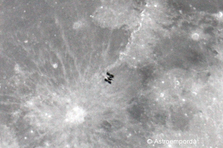 La ISS al costat de Copèrnic