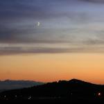 Lluna i venus entre núvols