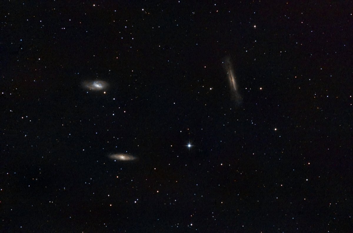Triplet de Leo: M65, M66 i NGC 3628