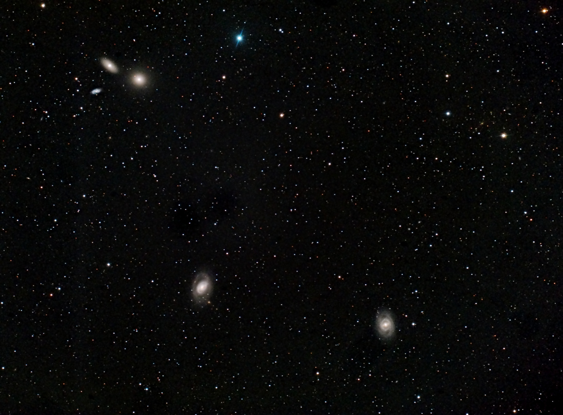 Galàxies a Leo: M95, M96, M105 i NGC 3371 i 3389
