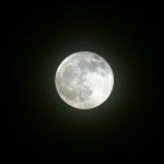 La lluna a la fi de l'eclipsi